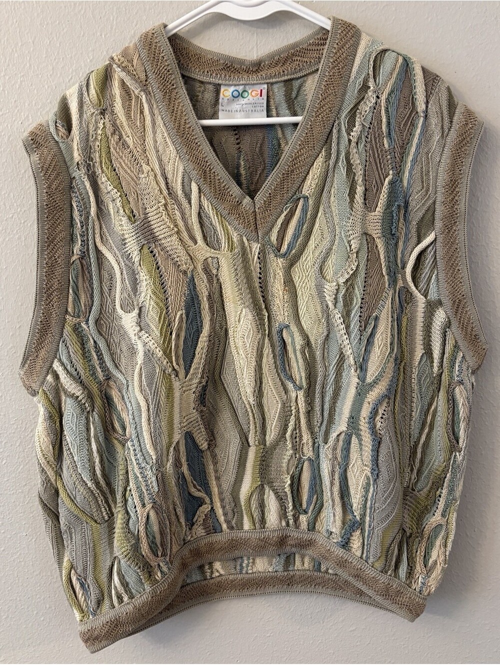 Vintage 90s Coogi 3D Knit Cosby Style V Neck Sweater Vest Size L Muted Colors